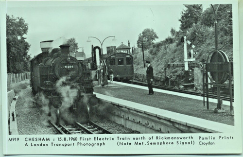 Chesham station first electric - chesham,